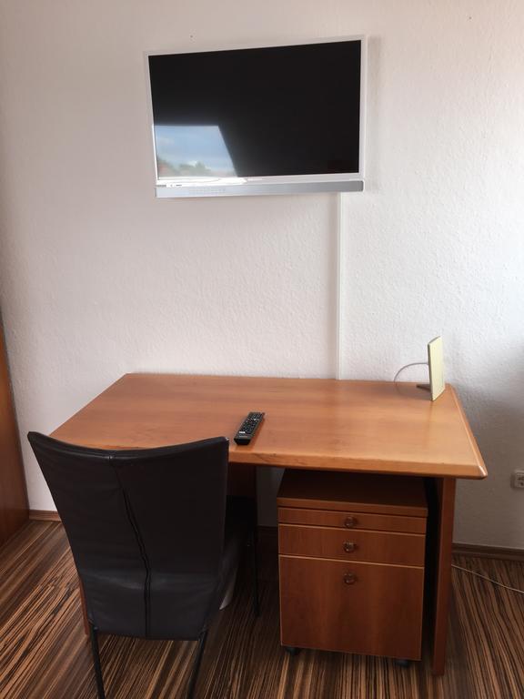 Gaestezimmer Hausaeckerweg Erlangen Exterior photo